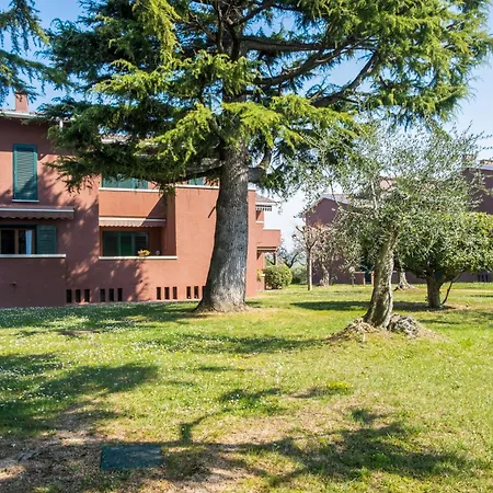 Boutiqueapartment * Бардолино